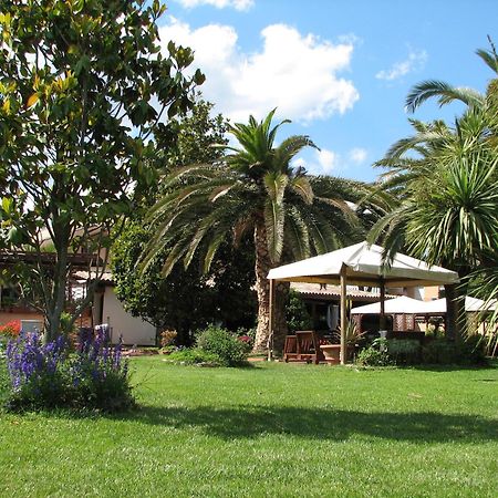 Hotel Velcamare Tarquinia Dış mekan fotoğraf